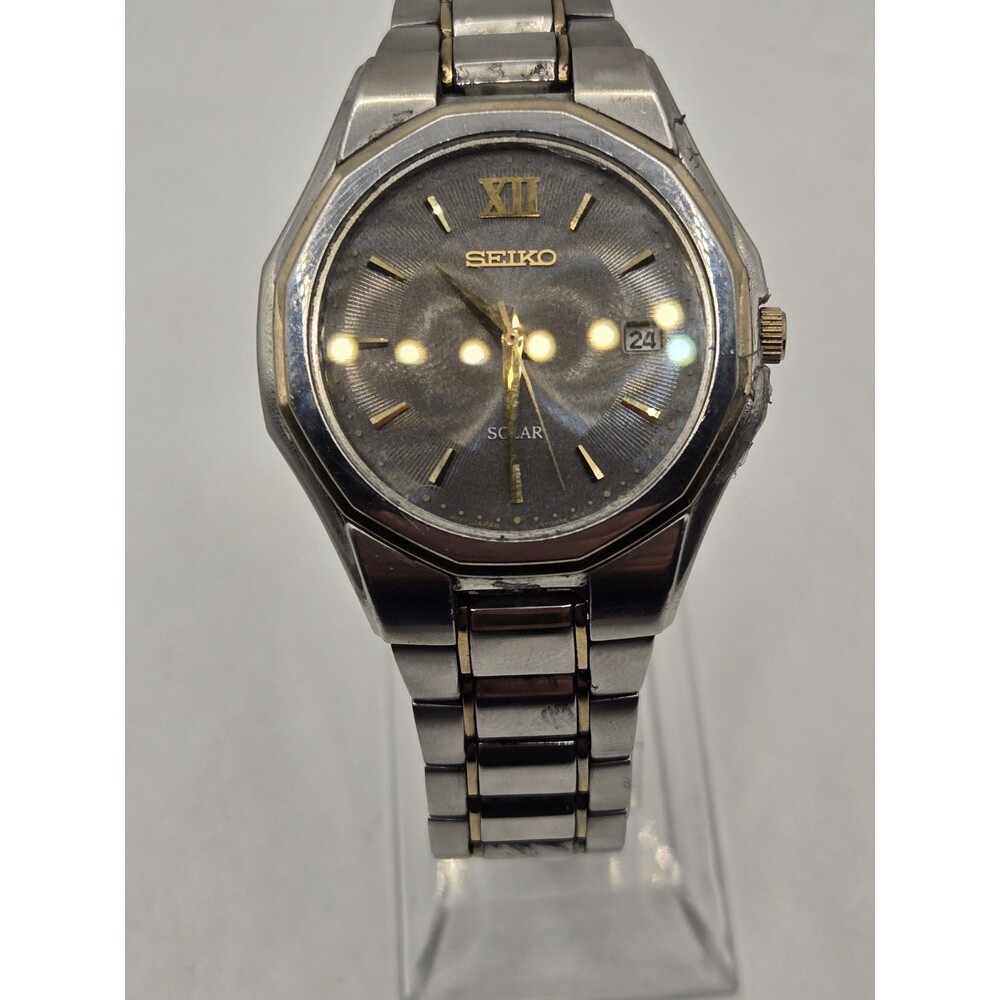 Men's Seiko Solar V157-0AK0 Two Tone Date Watch New Battery. New Crystal. 8"